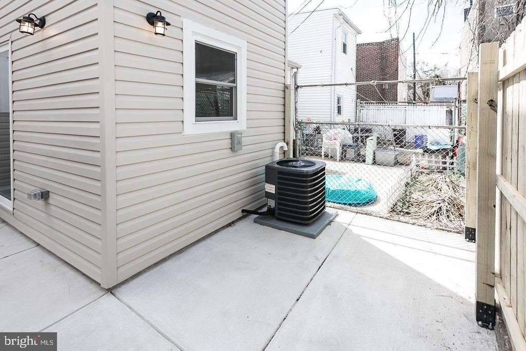 2526 Memphis Street - Photo 26