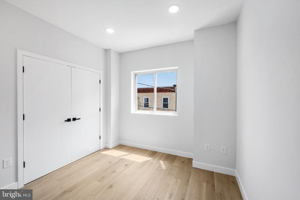 2156 N Randolph Street - Photo 13