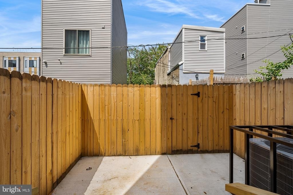 2156 N Randolph Street - Photo 27