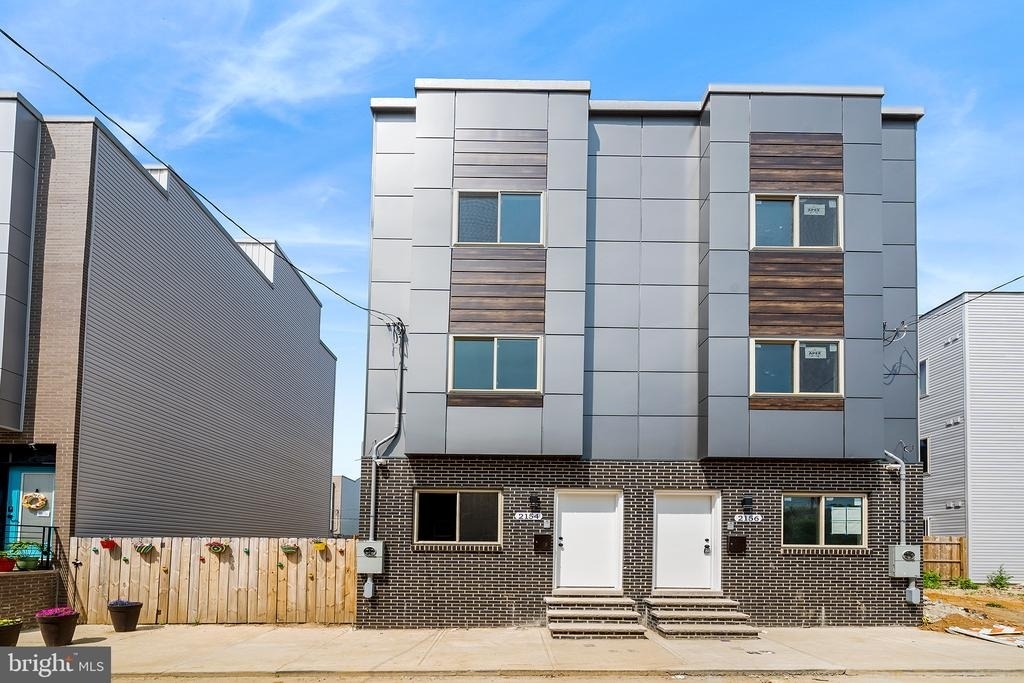 2156 N Randolph Street - Photo 0