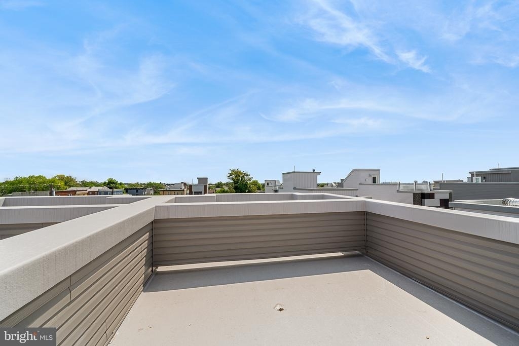 2156 N Randolph Street - Photo 30