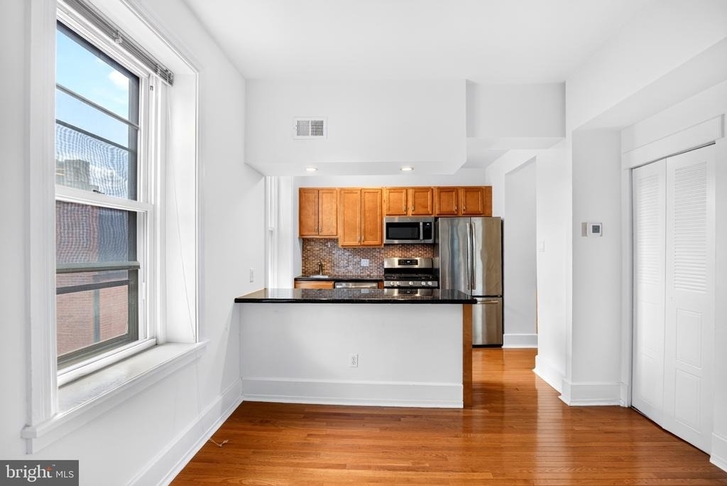 334 S 12th Street - Photo 8
