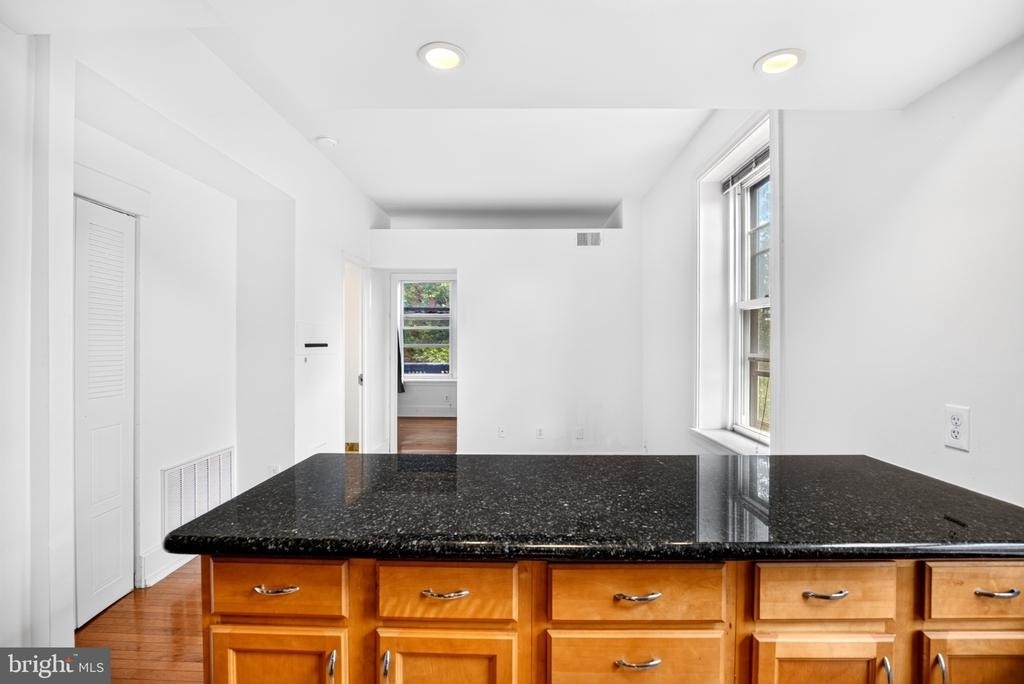 334 S 12th Street - Photo 7