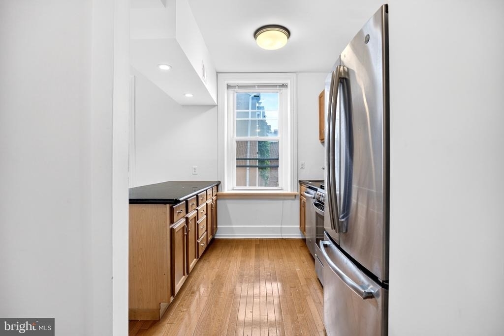 334 S 12th Street - Photo 4