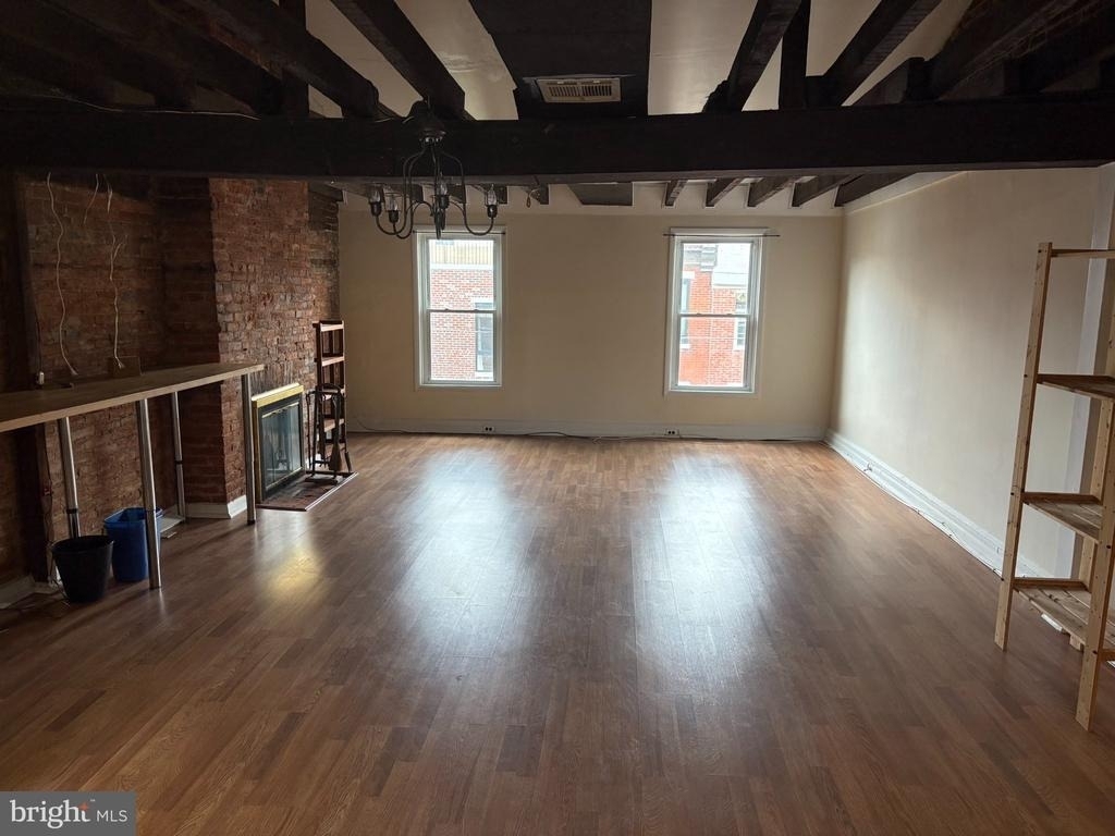 631 Catharine Street - Photo 12
