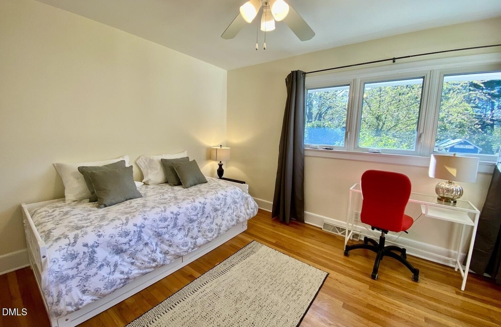 1606 Carolina Avenue - Photo 18