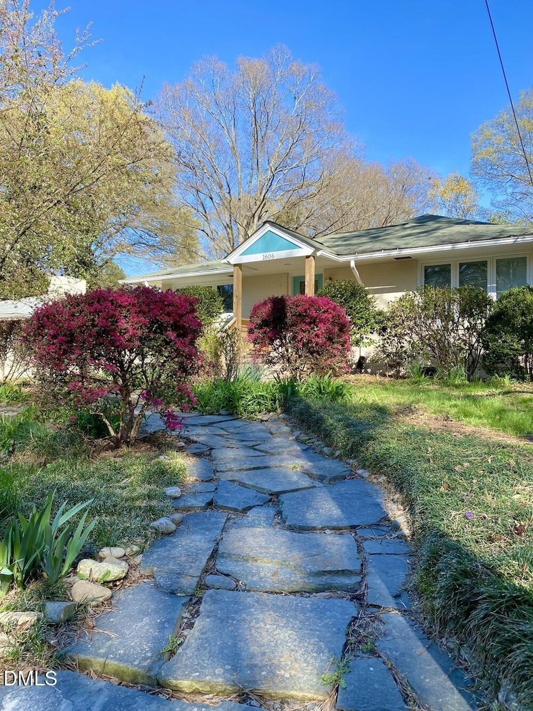 1606 Carolina Avenue - Photo 1