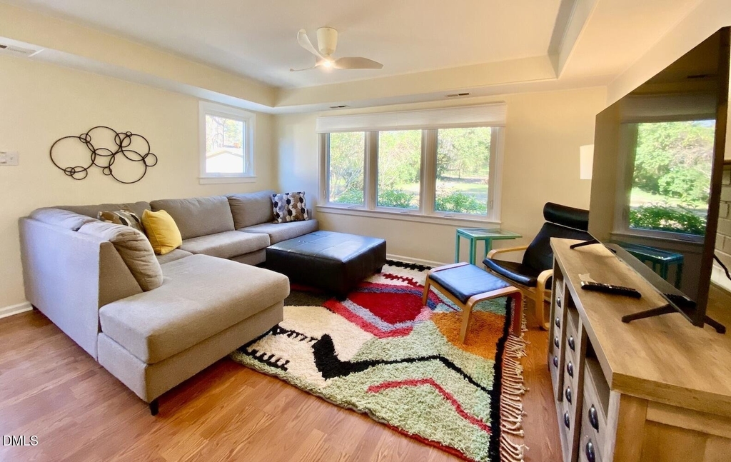 1606 Carolina Avenue - Photo 10