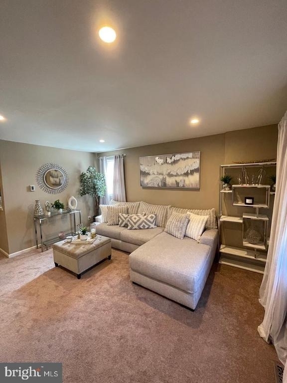 8739 Marsden Street - Photo 2