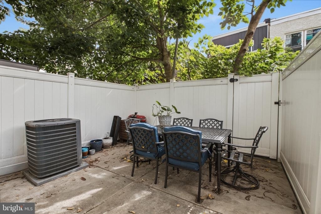 2228 Wilder Street - Photo 33