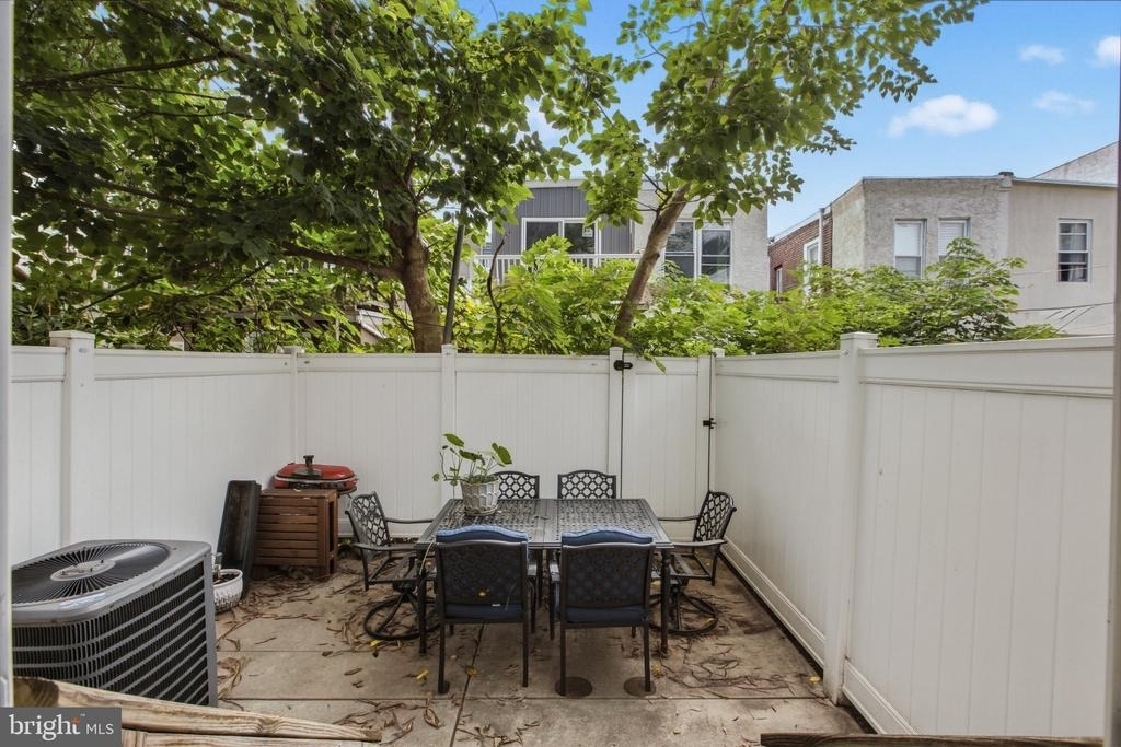 2228 Wilder Street - Photo 32