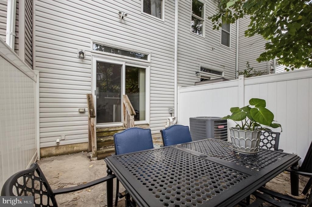 2228 Wilder Street - Photo 34
