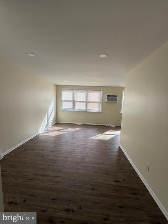 216 Lockart Terrace - Photo 3