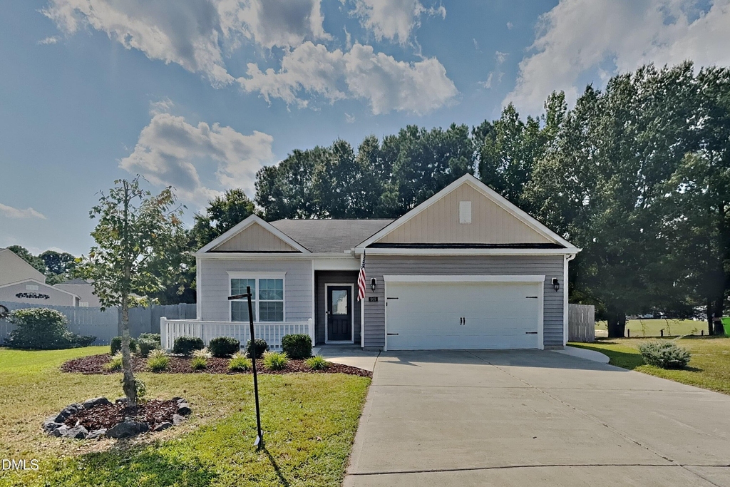 909 Wild Lilac Court - Photo 0