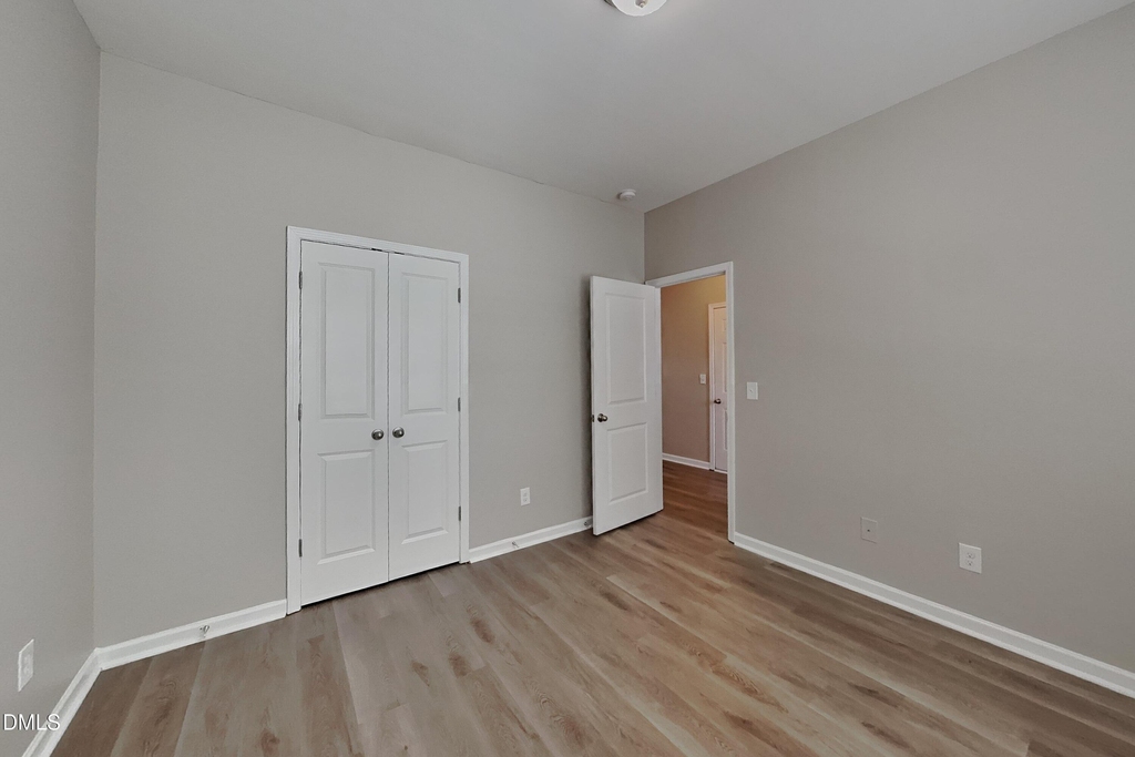 909 Wild Lilac Court - Photo 10