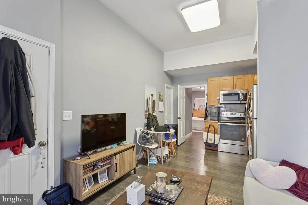 2120 8th Street - Photo 9