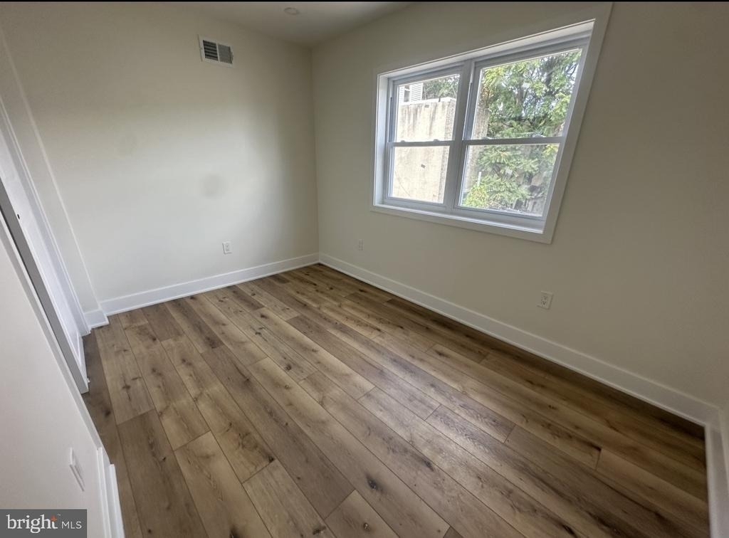 539 Mcclellan Street - Photo 11