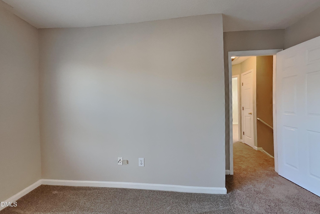 262 Santee Circle - Photo 5