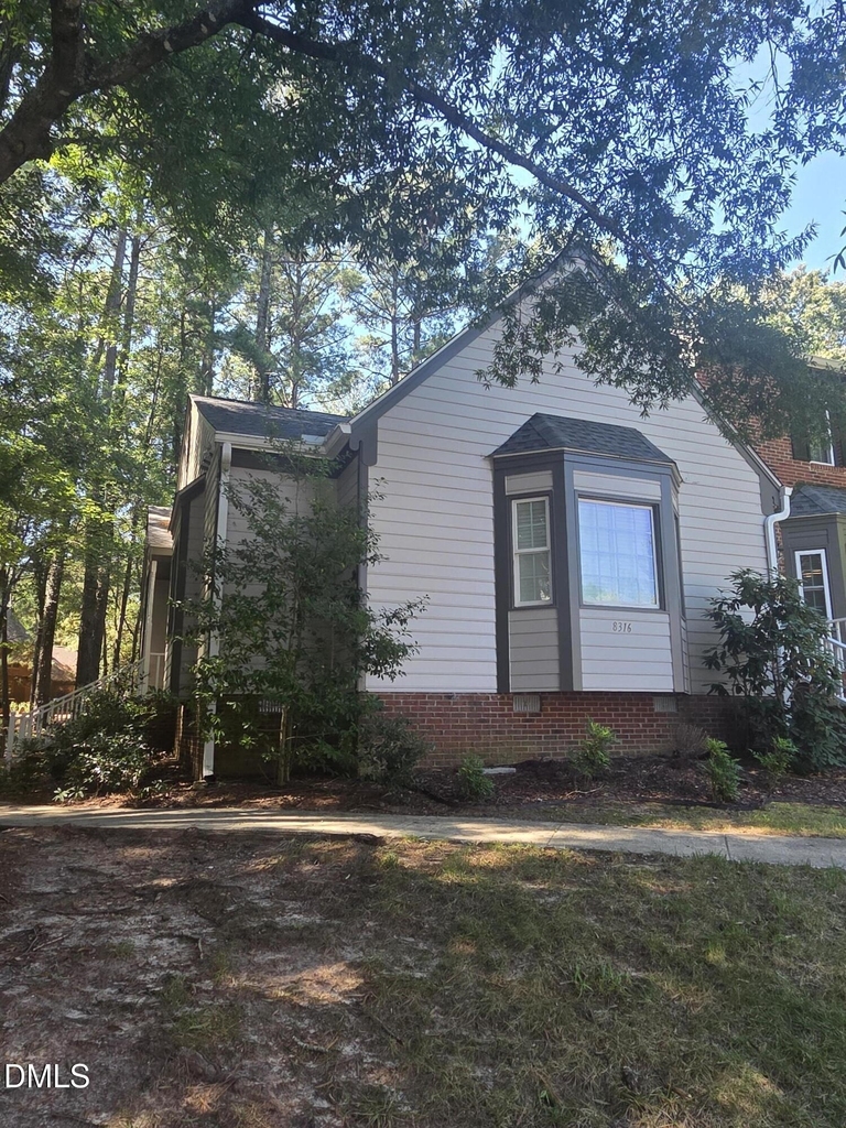 8316 Wycombe Lane - Photo 10