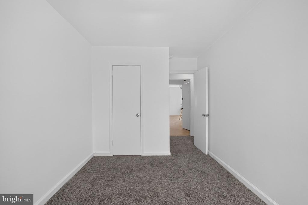 1301 E Johnson Street - Photo 14
