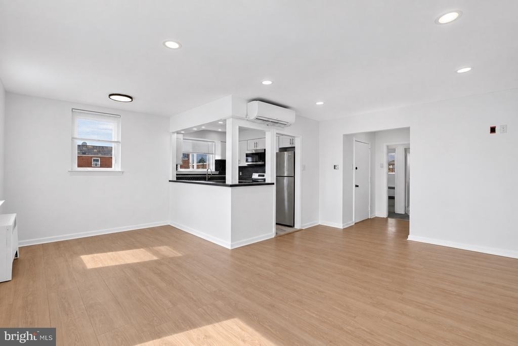 1301 E Johnson Street - Photo 0