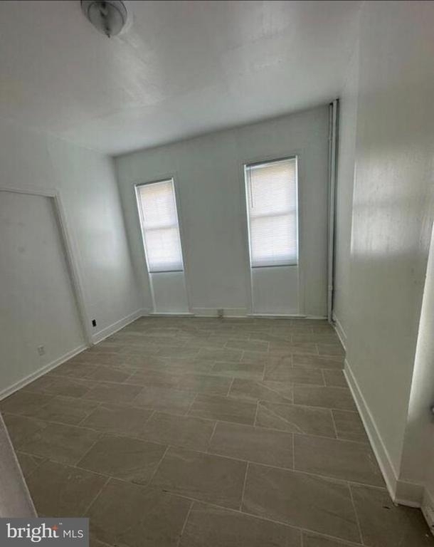 224 E 24th Street - Photo 2