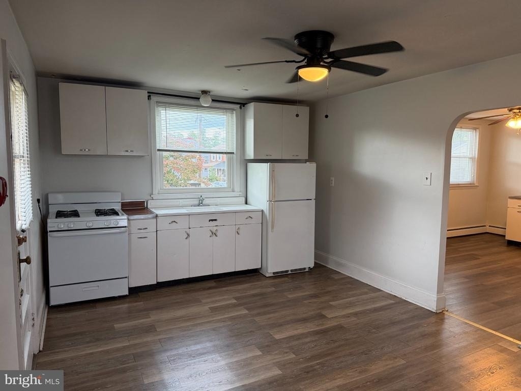 424 S Matlack Street - Photo 5