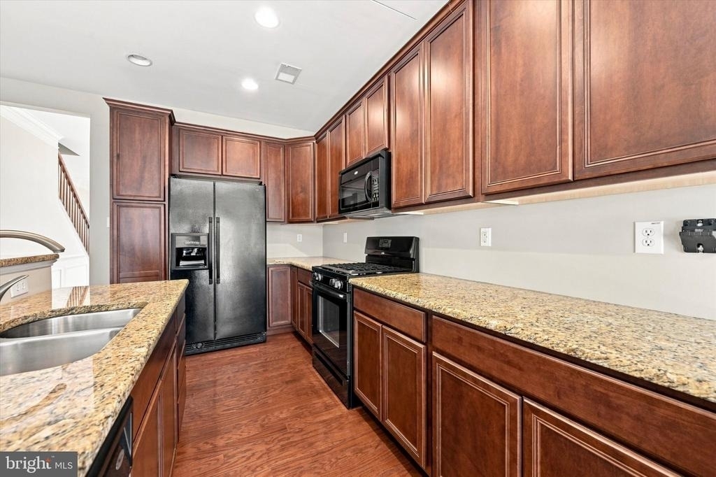 137 Stoyer Road - Photo 7