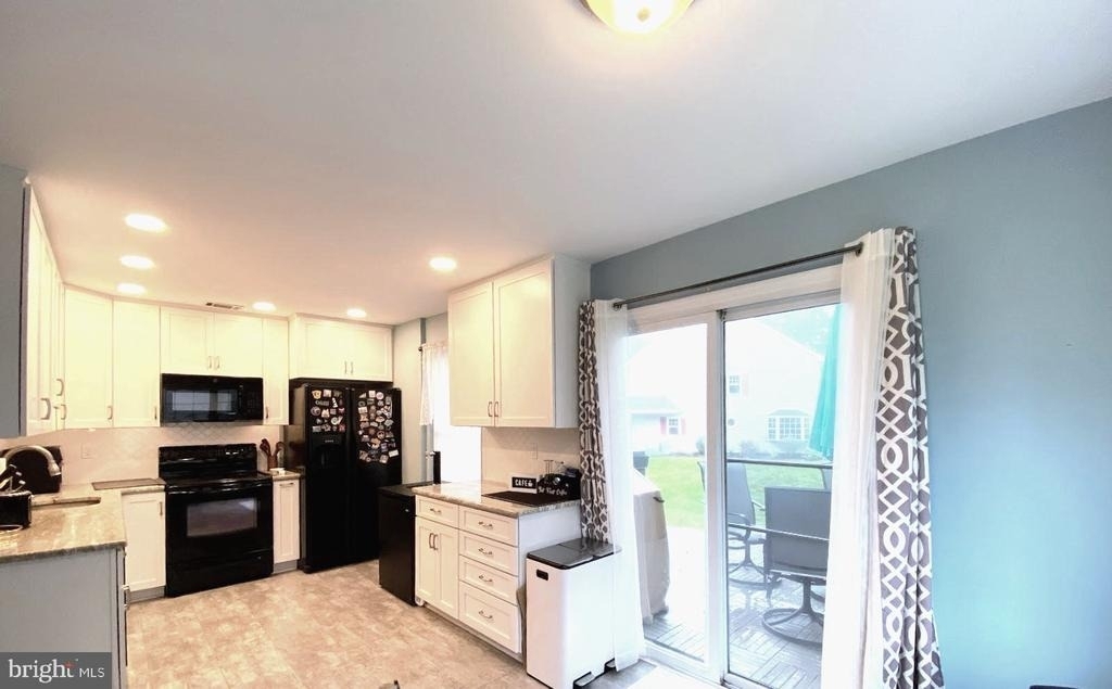 1220 Timothy Lane - Photo 9