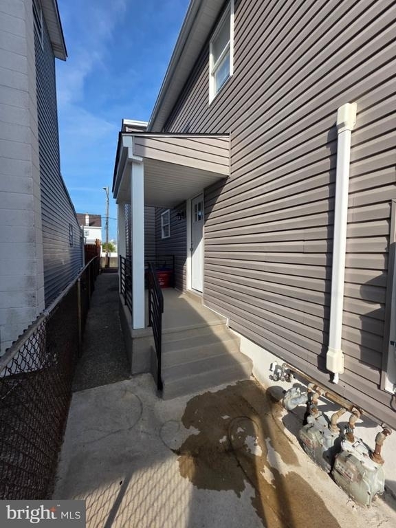 410 Logan Street - Photo 0