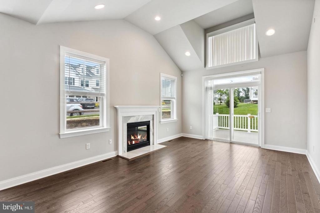 38 Lacey Lane - Photo 8