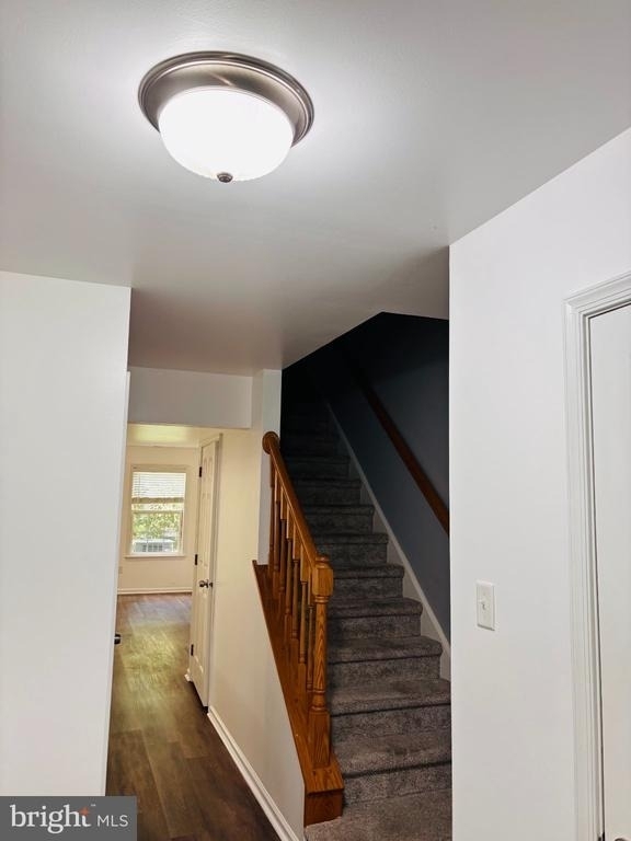 184 Victoria Court - Photo 5