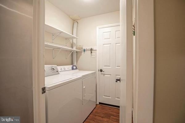 502 Portsmouth Court - Photo 1