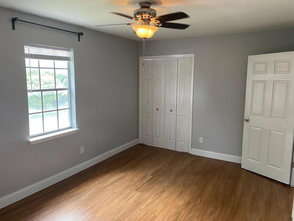 2210 Lanier Dr - Photo 13