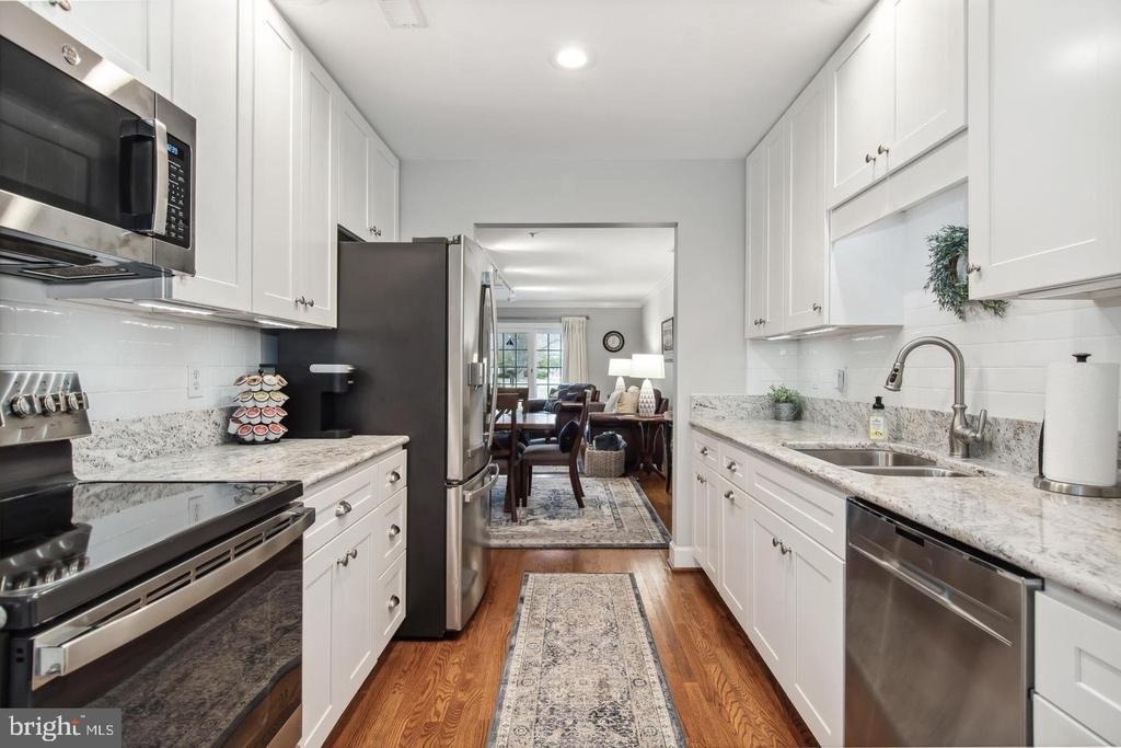 9518 Quail Hollow - Photo 4
