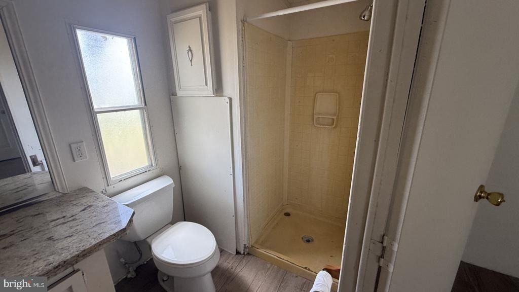 10054 Longwoods Road - Photo 8