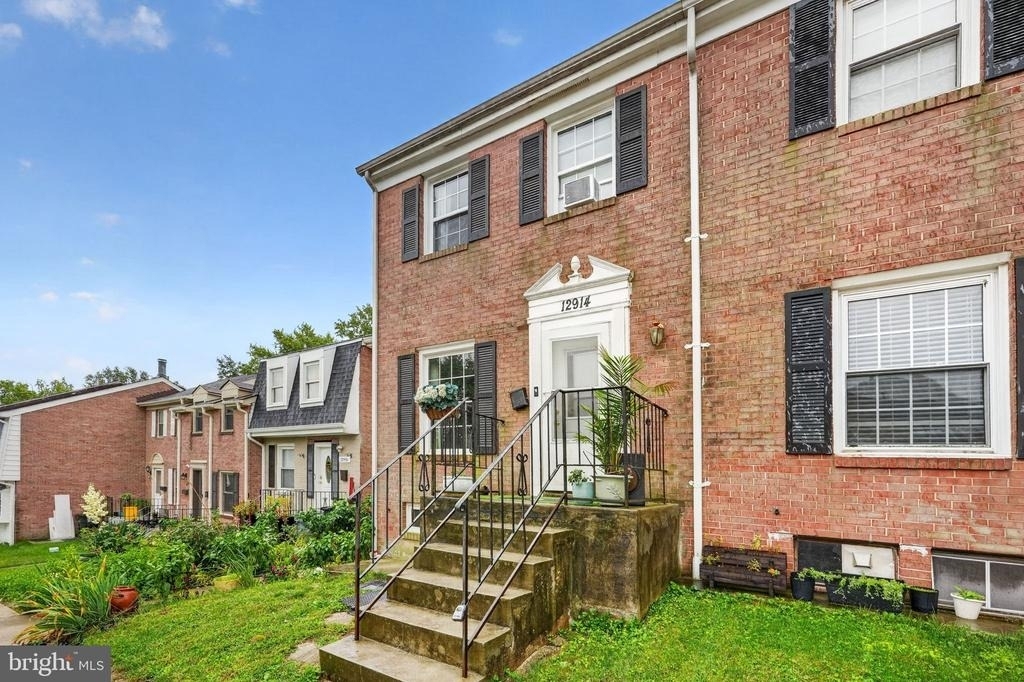 12914 Claxton Drive - Photo 1