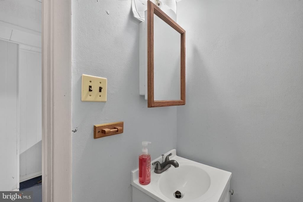 12914 Claxton Drive - Photo 20