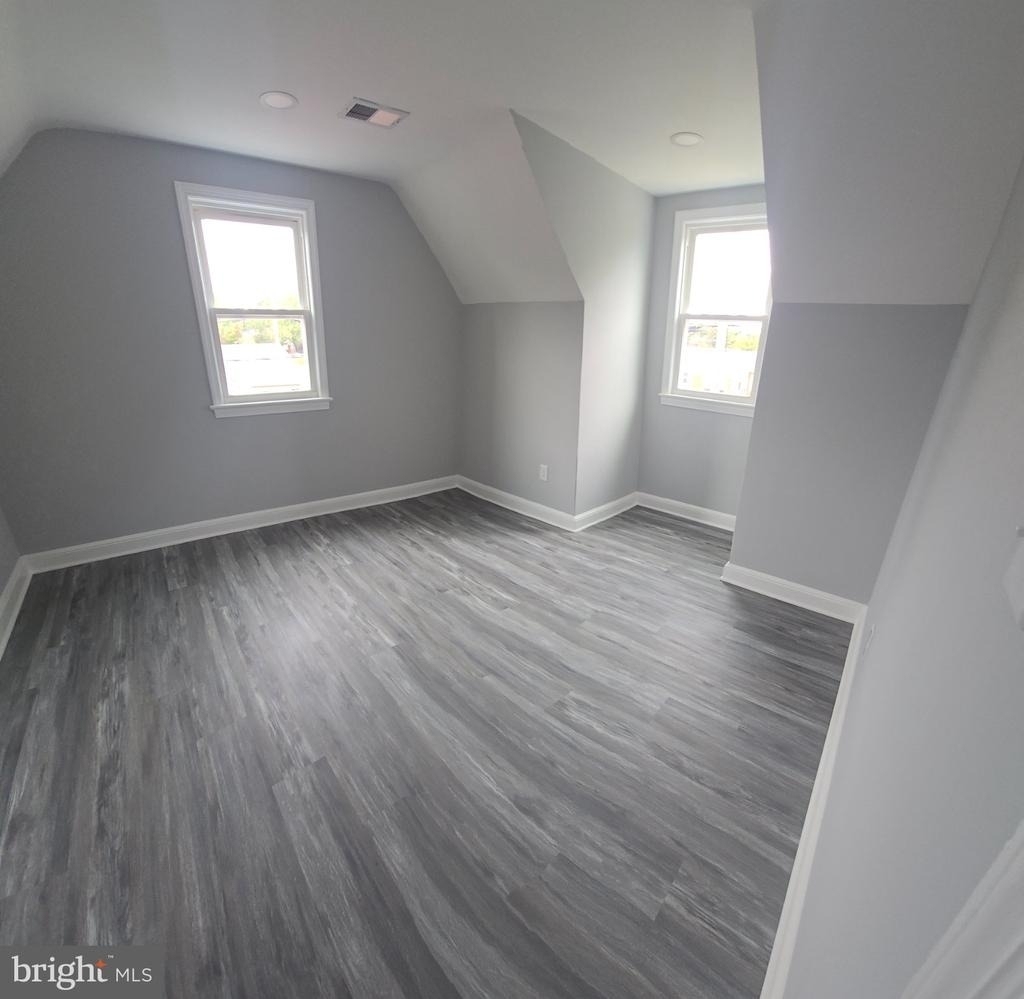 6605 Hansford Street - Photo 10