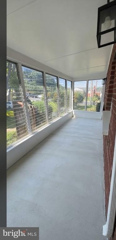 6605 Hansford Street - Photo 1