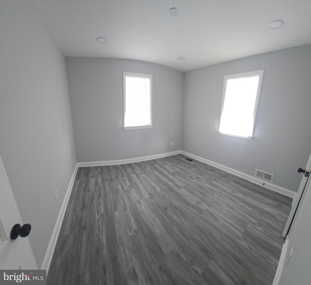 6605 Hansford Street - Photo 7