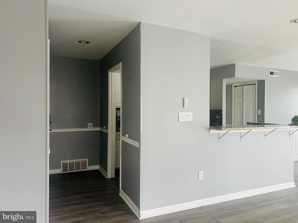 554 Wilson Drive - Photo 2