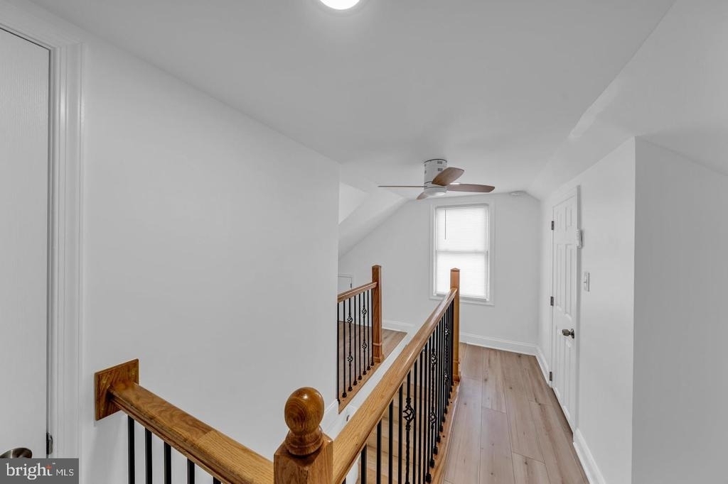 6212 Suitland Road - Photo 11