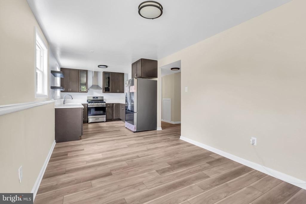 7536 Abbington Drive - Photo 10