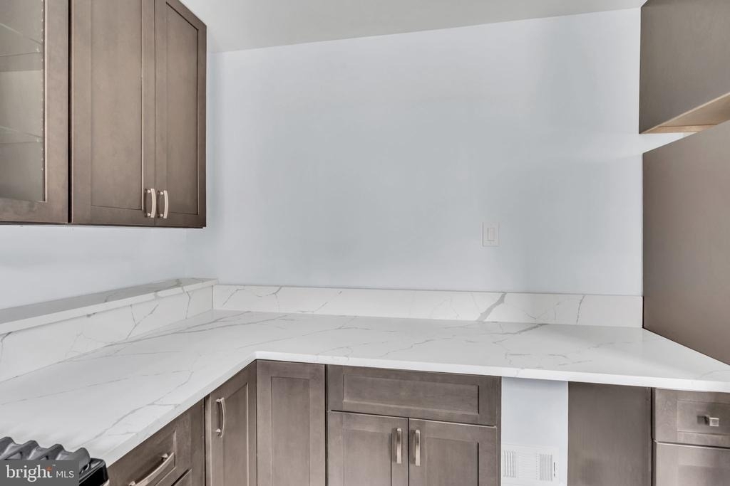 7536 Abbington Drive - Photo 13