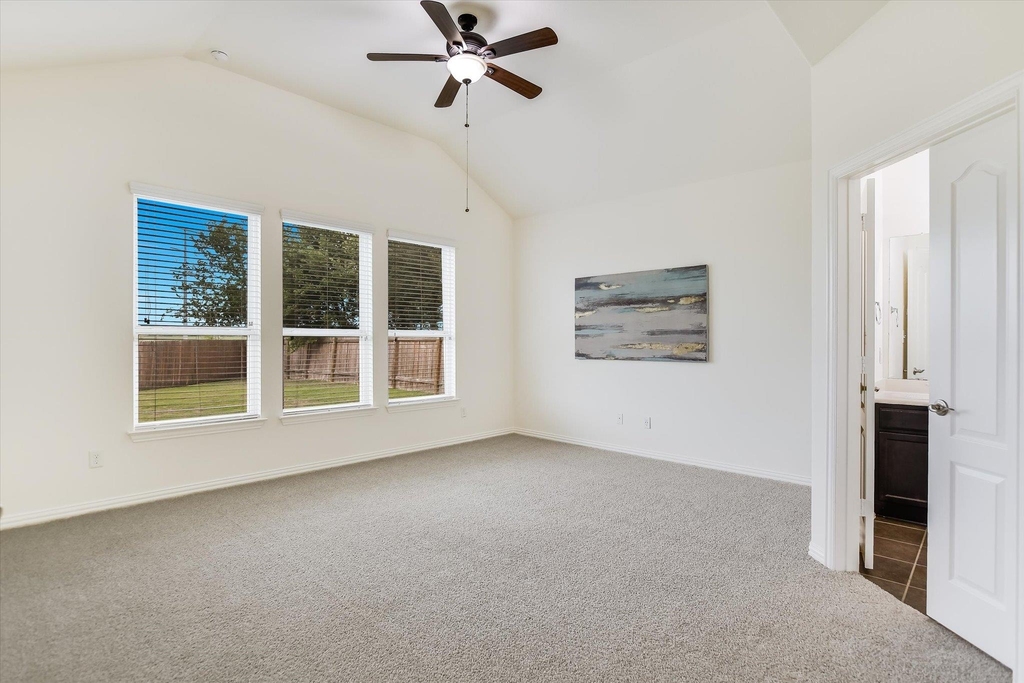 115 Mollie Dr - Photo 11