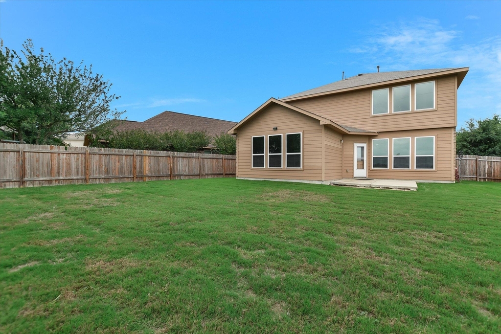 115 Mollie Dr - Photo 3