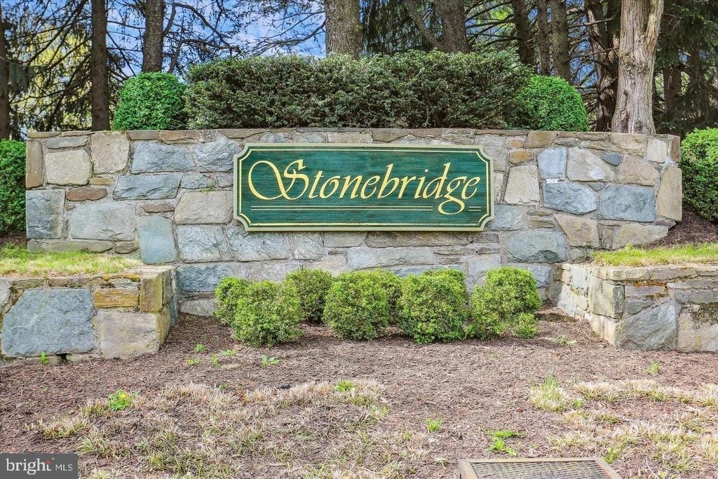 10508 Smithy Court - Photo 25