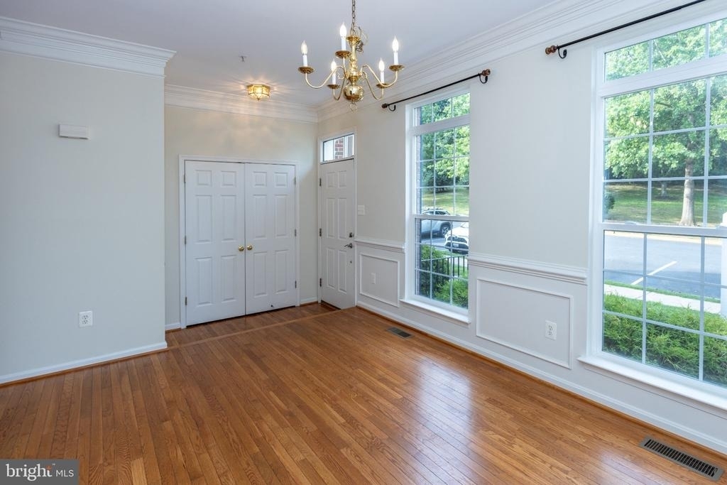 18818 Broken Oak Road - Photo 3