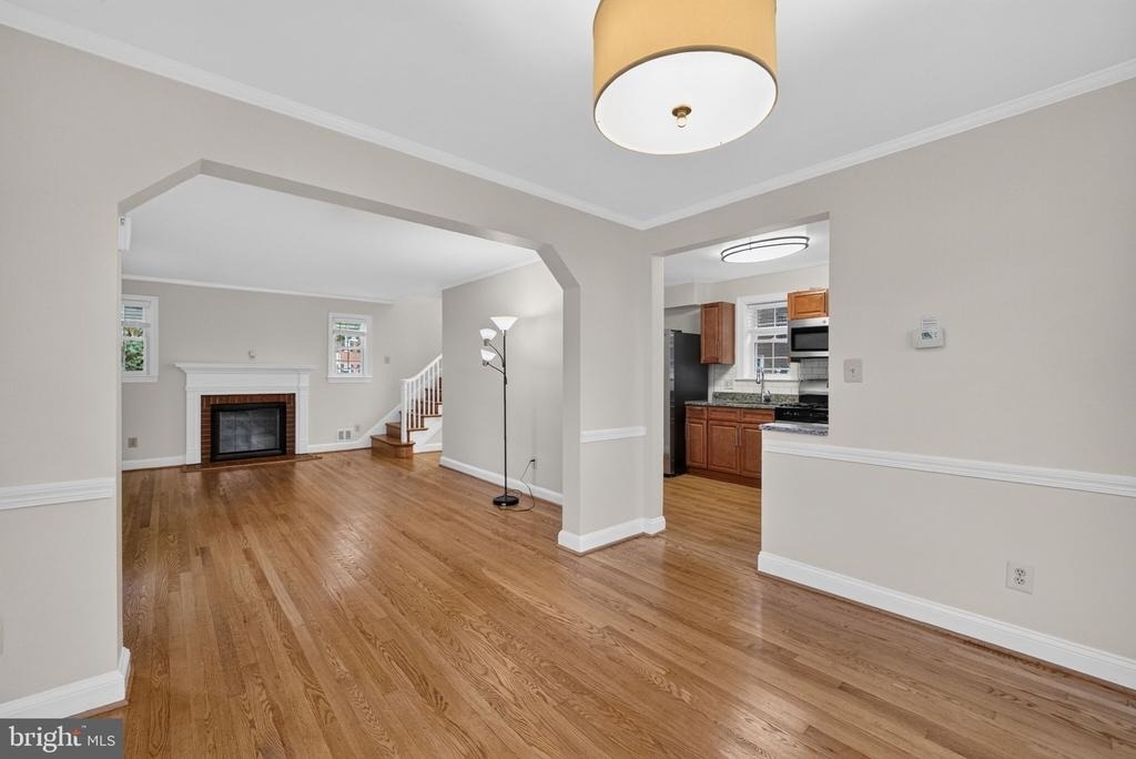 406 Gilmoure Drive - Photo 30